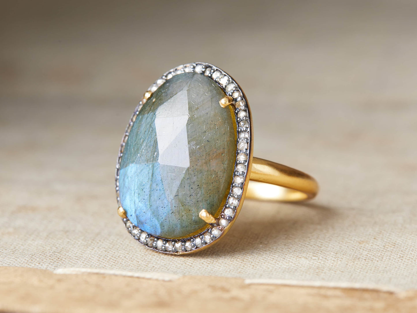 Evelina Labradorite Ring